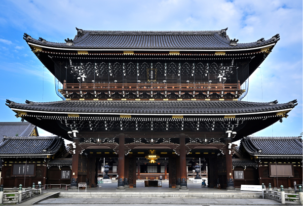 東本願寺 御影堂門の写真